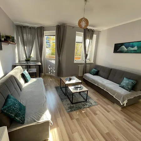 Przystanek - Ul Wilcza 3a Apartamento *